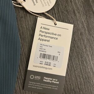 Vuori Ribbed Ruched Tank in Iron